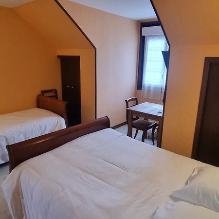 Logis Relais Des Monedieres Seilhac エクステリア 写真