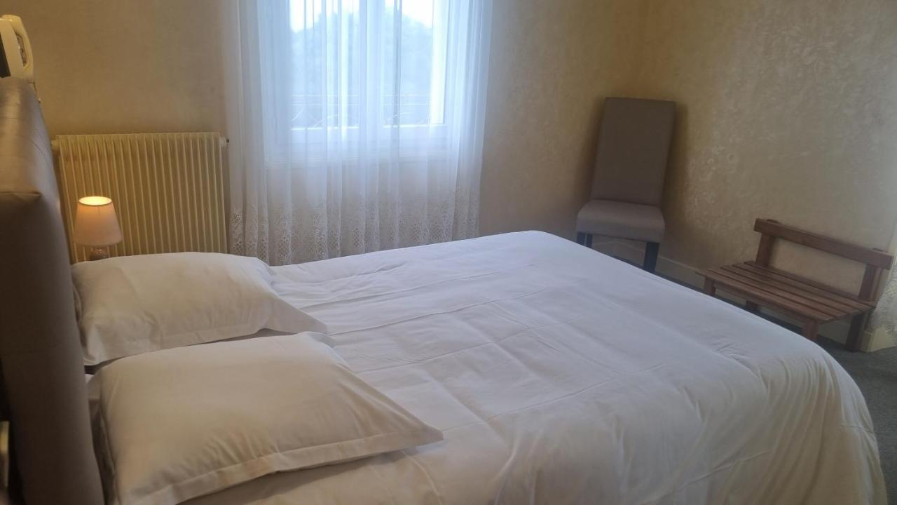 Logis Relais Des Monedieres Seilhac エクステリア 写真
